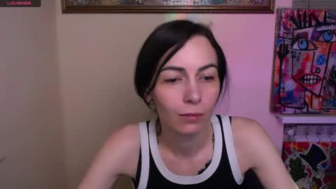 Snapshot of _violax_ chatting on 07/08/26, 05:39 Vio online show from 07/08/26, 05:39