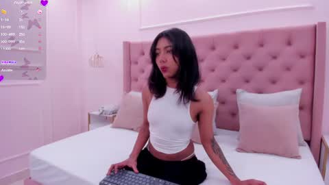 Violeta  online show from 06/14/26, 01:24