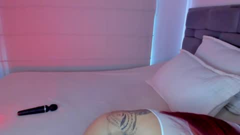 Snapshot of _viviana chatting on 05/06/26, 09:31 INSTAGRAM pinzon viviana online show from 05/06/26, 09:31