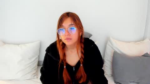 Snapshot of _vix555_ chatting on 12/14/24, 02:42 Vix online show from 12/14/24, 02:42