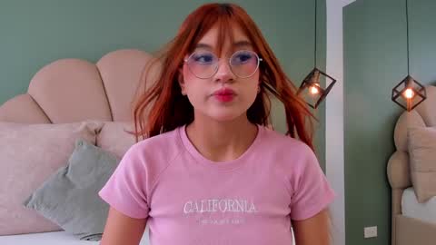 Snapshot of _vix555_ chatting on 12/15/24, 07:21 Vix online show from 12/15/24, 07:21