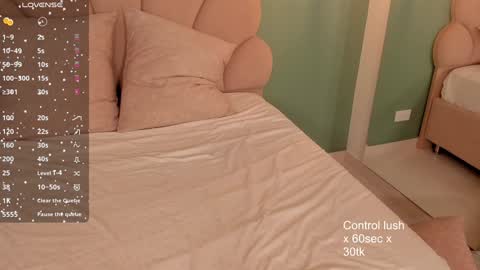 Snapshot of _vix555_ chatting on 02/09/25, 02:06 Vix online show from 02/09/25, 02:06