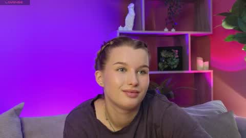 _watchmesmile_ online show from 05/15/26, 05:03