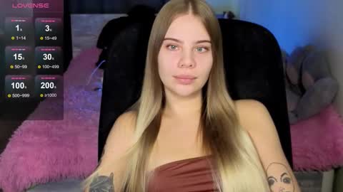 Snapshot of _wednesday_addams_ chatting on 09/10/25, 08:58 Vera online show from 09/10/25, 08:58