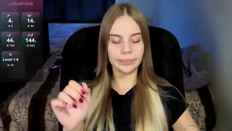 Snapshot of _wednesday_addams_ chatting on 10/06/25, 10:56 Vera online show from 10/06/25, 10:56