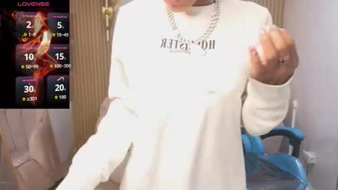  wendy  online show from 11/26/25, 03:18