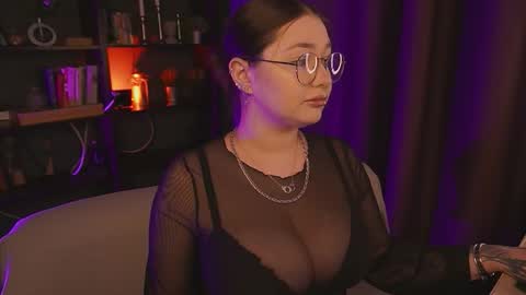 Snapshot of _wendy_evans_ chatting on 03/05/26, 02:02 Wendy online show from 03/05/26, 02:02