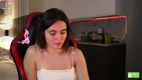 Snapshot of _whoareu_ chatting on 01/10/25, 03:37 Kristina online show from 01/10/25, 03:37