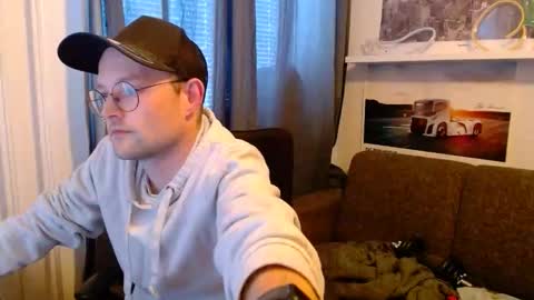 _whoisthatguy_ online show from 05/12/26, 04:48