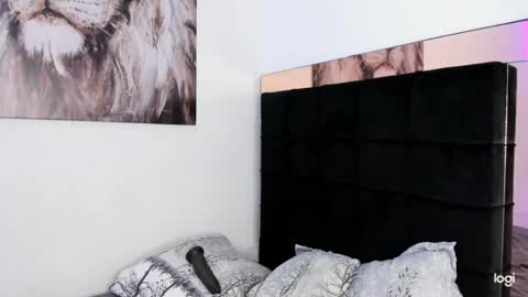 Snapshot of _xiimena chatting on 02/27/25, 03:14 xiimena and danilo online show from 02/27/25, 03:14