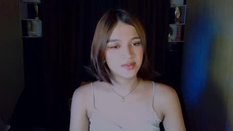Snapshot of _xxlilly chatting on 05/07/26, 12:05 _xxlilly online show from 05/07/26, 12:05