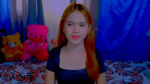 Snapshot of _xxlilly chatting on 05/20/26, 07:14 _xxlilly online show from 05/20/26, 07:14