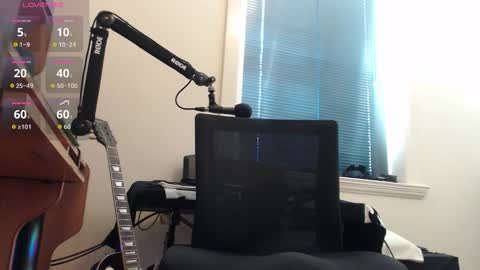 Snapshot of _xxrockstarloverxx_ chatting on 09/19/25, 10:10 _xxrockstarloverxx_ online show from 09/19/25, 10:10