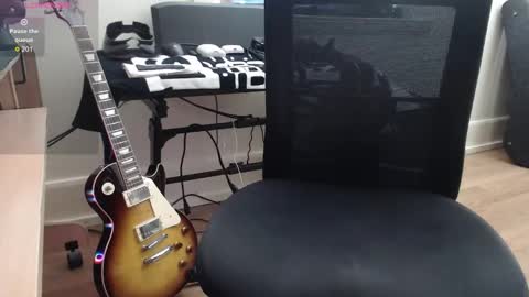 Snapshot of _xxrockstarloverxx_ chatting on 10/03/25, 11:02 _xxrockstarloverxx_ online show from 10/03/25, 11:02