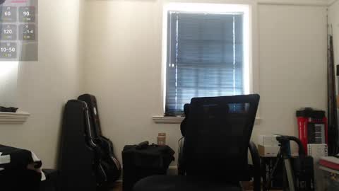 Snapshot of _xxrockstarloverxx_ chatting on 04/19/26, 10:01 _xxrockstarloverxx_ online show from 04/19/26, 10:01