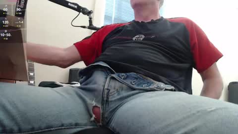 Snapshot of _xxrockstarloverxx_ chatting on 04/26/26, 09:45 _xxrockstarloverxx_ online show from 04/26/26, 09:45
