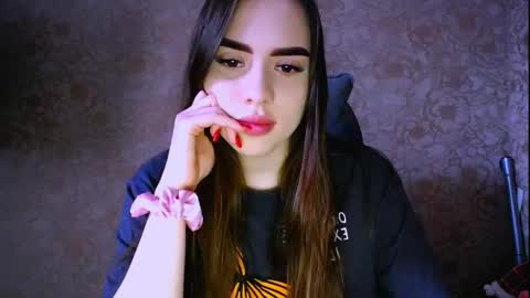 Snapshot of _your_fantasy_girl chatting on 02/14/26, 10:12 Alisa online show from 02/14/26, 10:12