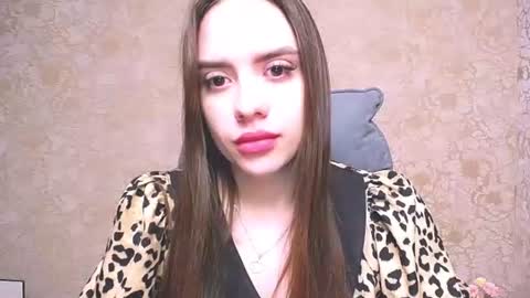 Snapshot of _your_fantasy_girl chatting on 07/19/26, 04:05 Alisa online show from 07/19/26, 04:05