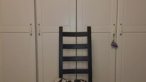 Snapshot of _your_love chatting on 10/29/25, 10:55 Niki online show from 10/29/25, 10:55