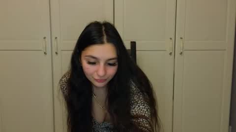 Snapshot of _your_love chatting on 12/01/25, 09:53 Niki online show from 12/01/25, 09:53