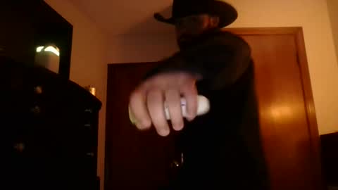 Snapshot of _your_pleasure__ chatting on 01/14/25, 08:41 _your_pleasure__ online show from 01/14/25, 08:41