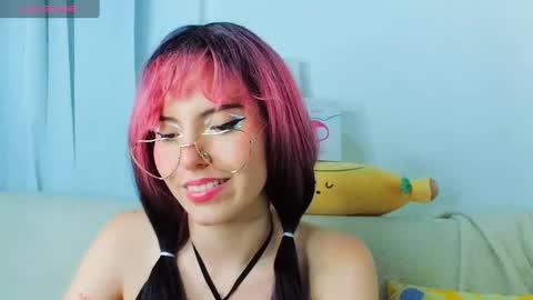 Snapshot of _yourcherrybomb chatting on 01/24/25, 03:54 _yourcherrybomb online show from 01/24/25, 03:54