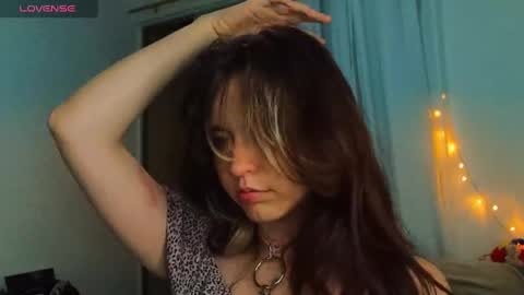 Snapshot of _yourcherrybomb chatting on 03/08/25, 02:55 _yourcherrybomb online show from 03/08/25, 02:55