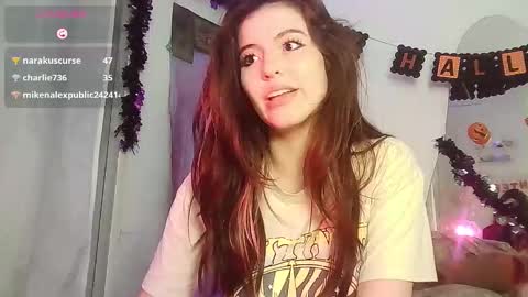 Snapshot of _yourcherrybomb chatting on 10/17/25, 12:14 _yourcherrybomb online show from 10/17/25, 12:14