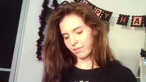 Snapshot of _yourcherrybomb chatting on 10/20/25, 02:56 _yourcherrybomb online show from 10/20/25, 02:56