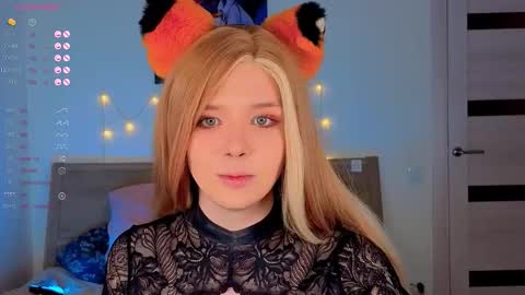 LITTLE FOX online show from 01/16/26, 04:11