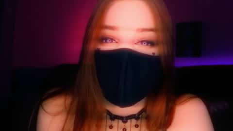 Snapshot of _yourwetdreams_ chatting on 02/28/26, 01:39 Roxy online show from 02/28/26, 01:39