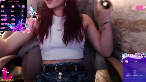 Yuyi online show from 05/15/26, 02:18
