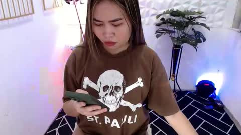 _zinnia143 online show from 09/21/25, 11:06