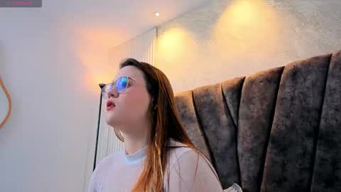 zoe online show from 02/08/26, 06:33