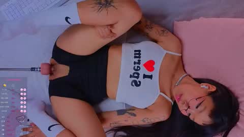 Ally online show from 09/18/25, 02:08