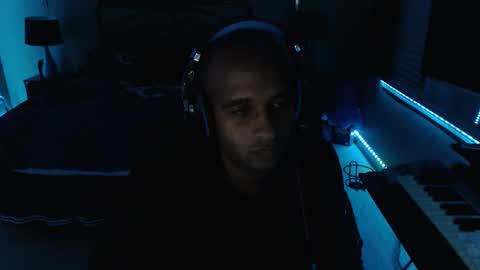 a4orce online show from 10/31/25, 01:28