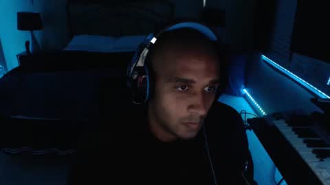 a4orce online show from 11/01/25, 02:13