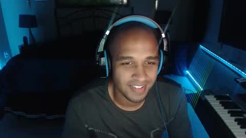 a4orce online show from 12/01/25, 12:04