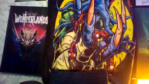 Snapshot of a_bored_dragon chatting on 01/13/25, 05:12 A Bored Dragon online show from 01/13/25, 05:12