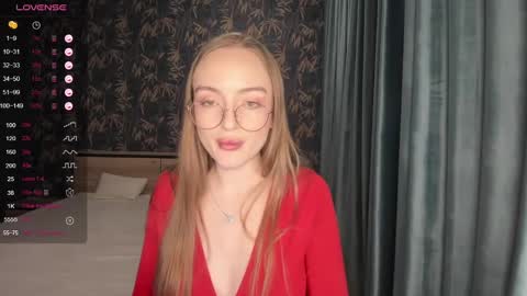 Snapshot of a_delina chatting on 03/09/25, 07:05 Adelina online show from 03/09/25, 07:05