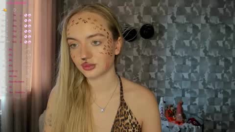 Adelina online show from 10/25/25, 10:45