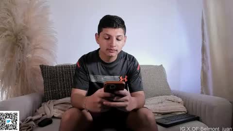 a_lejandro_0_8 online show from 05/18/26, 08:03