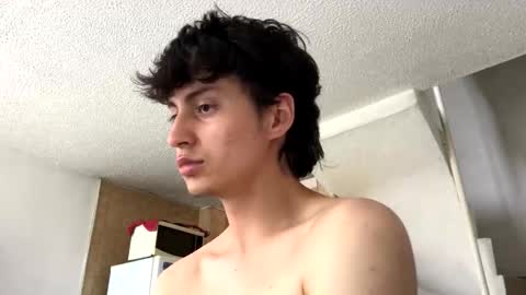 a littlee bear online show from 11/13/25, 06:07