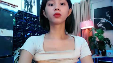 Snapshot of a_r_i_a_n_n_a chatting on 04/01/26, 12:50 Lovely Yana online show from 04/01/26, 12:50