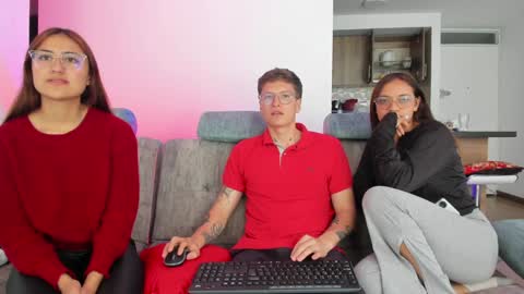 Snapshot of a_sexy_couple__ chatting on 12/21/24, 03:42 A Sexy Couple online show from 12/21/24, 03:42