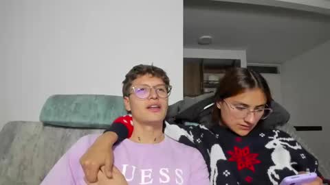 Snapshot of a_sexy_couple__ chatting on 01/26/25, 03:27 A Sexy Couple online show from 01/26/25, 03:27