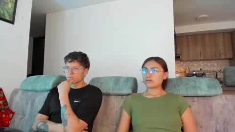 Snapshot of a_sexy_couple__ chatting on 01/30/25, 08:53 A Sexy Couple online show from 01/30/25, 08:53