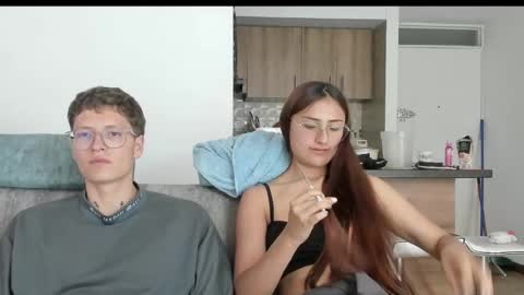 Snapshot of a_sexy_couple__ chatting on 02/17/25, 06:04 A Sexy Couple online show from 02/17/25, 06:04