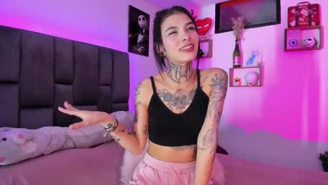 Luni  online show from 03/19/26, 02:48