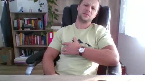 Snapshot of aaaandzzz chatting on 01/13/25, 12:35 Long distance cumshot online show from 01/13/25, 12:35